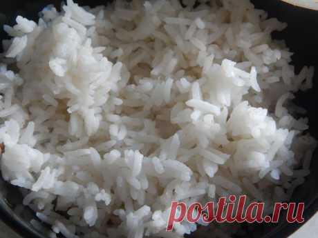 Бывает так что хочется чего то особенного приготовить на второе а не знаешь что. Или наоборот, хочется на ужин поесть что нибуть из риса, а что конкретно не знаешь. Я предлагаю Вам подборку вторых блюд приготовленных из риса..