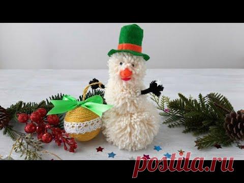Новогодний Снеговик из ниток своими руками