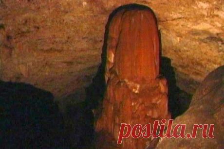 Самый большой в мире сталагмит находится в пещере Мартин Инфьерно на Кубе | В мире