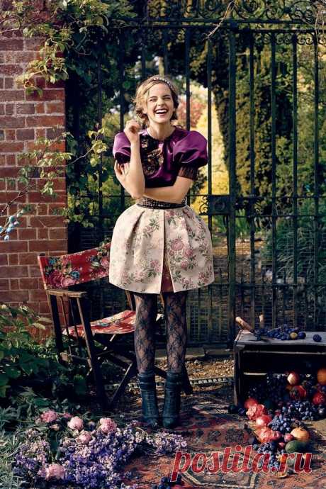 Эмма Уотсон (Emma Watson) в фотосессии Нормана Джина Роя (Norman Jean Roy) для журнала Teen Vogue (июнь 2009)