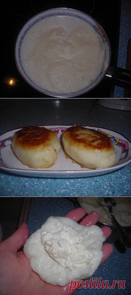 Манники с начинкой из творога.