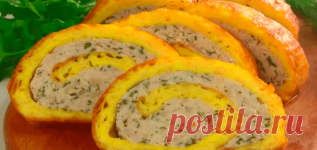 Сырный рулет с куриным фаршем - простой, вкусный и очень сочный.