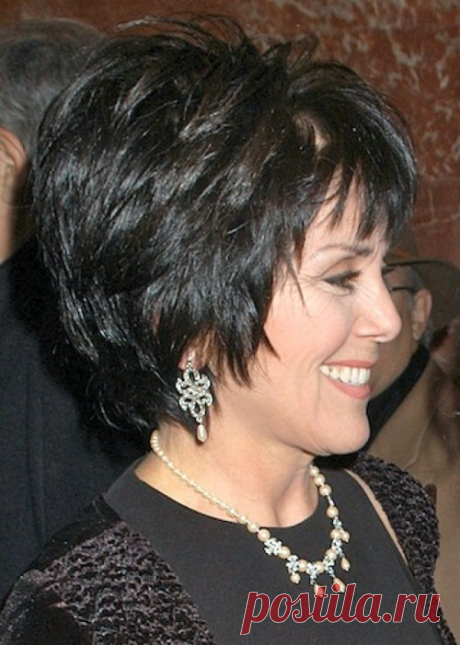 90 Classy and Simple Short Hairstyles for Women over 50
