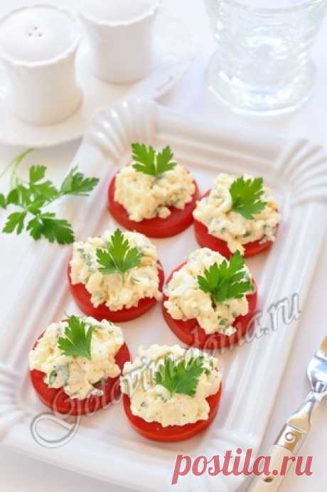 Рецепт: Помидоры с сыром и чесноком