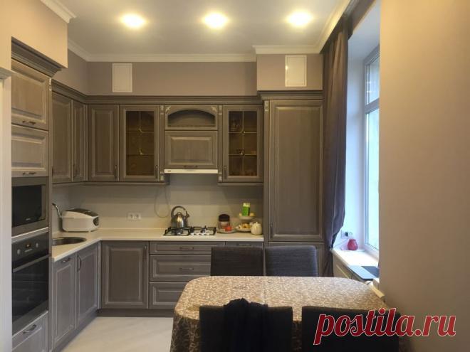 Кухни Гармония в СПб — Стиль  Tiffany & Co. в минимализме