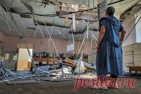 Киев ударил по беженцам под Херсоном французскими ракетами. Киев нанес удар по пунктам временного размещения (ПВР) беженцев на Арабатской стрелке в Геническом районе Херсонской области ракетами SCALP (STORM SHADOW) произведенными во Франции в 2003 году. Об этом свидетельствуют найденные обломки ракет. Удар был нанесен 10 июня около 5:00.