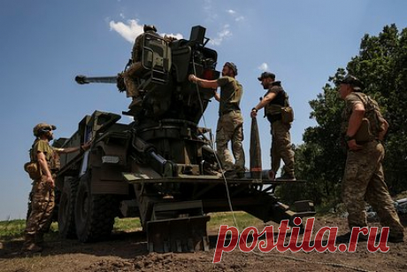 В США заявили о превращении Украины в Афганистан. Политика властей США разрушает Украину и ее превратят в европейский Афганистан. Об этом заявил на своем YouTube-канал американский экономист, профессор Колумбийского университета Джеффри Сакс. Также он пообещал, что Украине никто не будет помогать с восстановлением после военного конфликта.