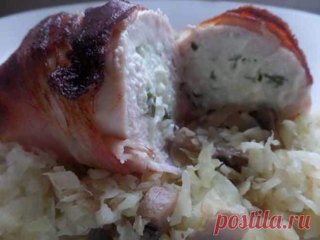 Рецепт на выходные: Рулеты из куриных грудок с сыром «Фета» и копченым беконом | Изюминки