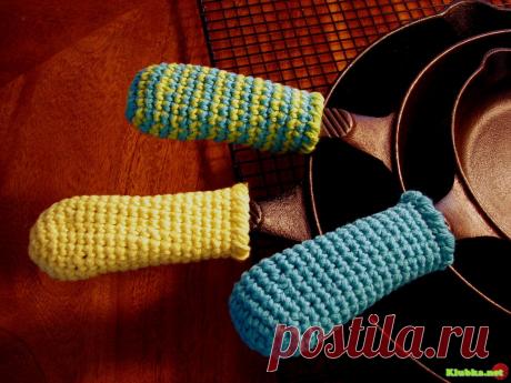 Вязаные крючком прихватки