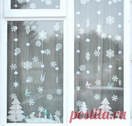 Как украсить окно к Новому году