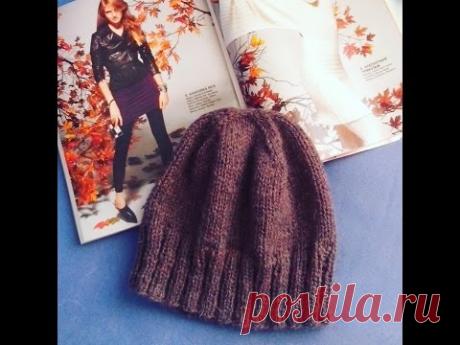 Вязаная шапка спицами унисекс