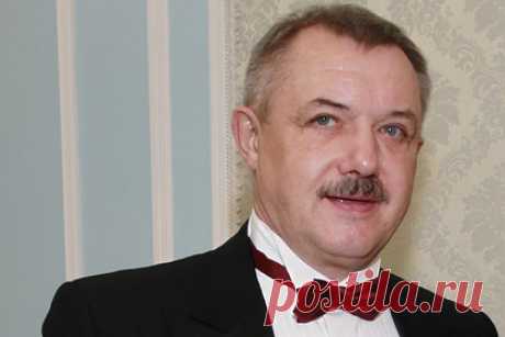 Настоящим владельцем шахты «Листвяжная» оказался бывший депутат Госдумы. Владельцем компании «СДС-Уголь» и шахты «Листвяжная», на которой 25 ноября произошел взрыв метана, оказался бывший депутат Госдумы Владимир Гридин. Показания на Гридина дал один из арестованных менеджеров. По его данным, экс-депутат вместе с сыном Андреем контролировал работу компании через офшорную фирму Mirtrade.