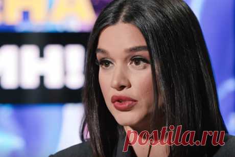 Бородина рассказала о неготовности к ремонту. Телеведущая Ксения Бородина рассказала, что в ее новой квартире в Москве будет проходить ремонт. Она поделилась подробностями в социальных сетях, сообщает Starhit. Бородина опубликовала фото высотного здания серого цвета, украшенного колоннами. Телеведущая отметила, что довольна новым жильем.