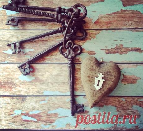 3 главных «никогда» Никогда не жалуйтесь на болезни, разве только врачу. Человек, который постоянно сетует на недуги, подробно рассказывает о них окружающим, бессознательно подрывает собственное здоровье