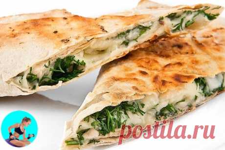 Низкокалорийные рулетики из лаваша с копченой курочкой в духовке
#рецепт