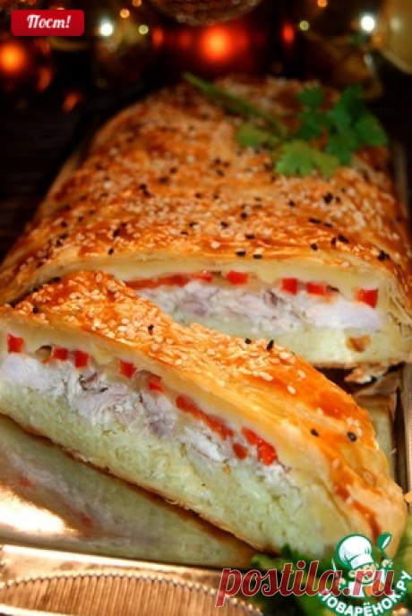 Плетенка из слоеного теста с курицей и овощами - кулинарный рецепт