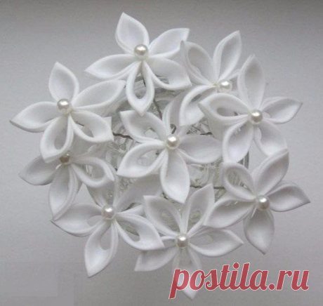 Нежное украшение для волос