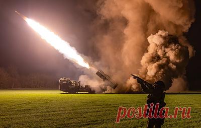 ВС РФ прорвали оборону ВСУ на краснолиманском направлении. По словам главы ДНР Дениса Пушилина, это позволит перерезать трассу Красный Лиман - Славянск