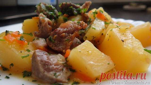 Куриные желудки тушеные с картофелем рецепт с фото, как приготовить куриные желудки тушеные с картофелем Куриные желудки в моем детстве готовили очень просто - отваривали до готовности и можно было есть. А называла их бабушка 