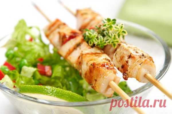Шашлык из курицы в кефире: Секреты приготовления/ Вкусные рецепты