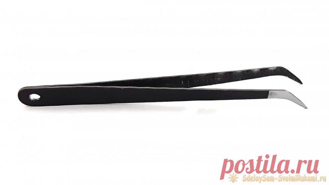 Как сделать хороший пинцет из полотна по металлу Металлический пинцет – довольно распространённый инструмент. Особенно он необходим при ремонте чего-то мелкого, например, при пайке микросхем, или ремонте механических часов. Им очень удобно захватывать мелкие винты, и другие маленькие детали. Хороший, металлический пинцет можно купить в магазине.