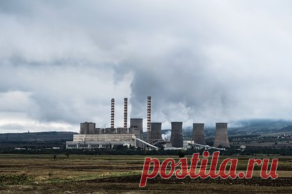 В Германии Евросоюз призвали вооружиться собственным ядерным арсеналом. Бывший министр иностранных дел Германии Йошка Фишер призвал страны Европейского союза вооружиться собственным ядерным арсеналом, поскольку ЕС необходимы собственные средства ядерного сдерживания. По его словам, мир изменился, а арсеналы Франции и Великобритании недостаточны для новой ситуации.