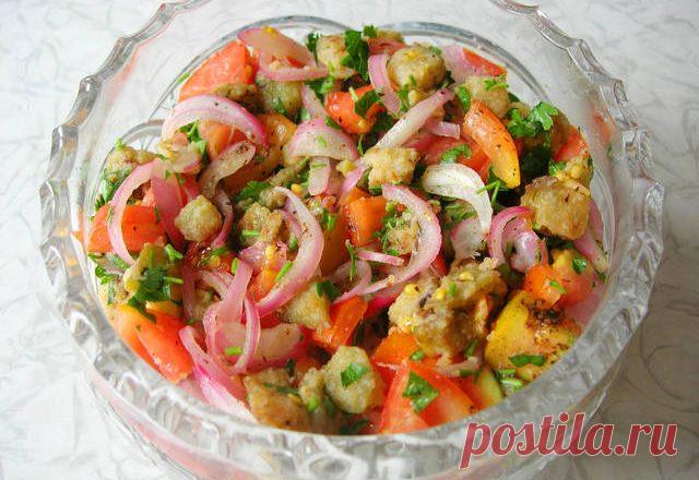 Овощной салат из баклажанов и помидоров - вкусное блюдо