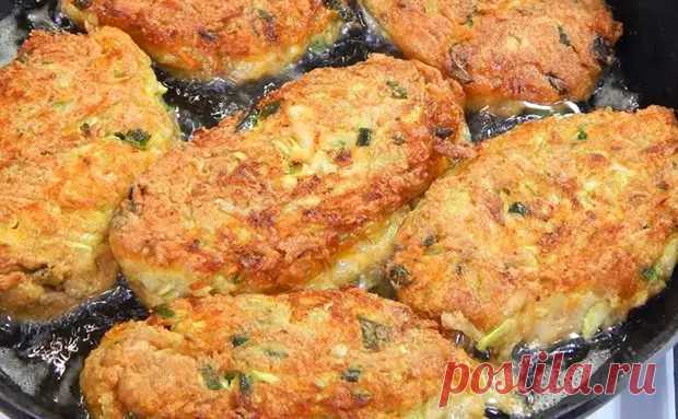Котлеты из кабачков вкуснее мясных, а самое главное, что они не полнят. Можно ужинать поздно и не бояться за фигуру - Steak Lovers - 27 июня - 43916151273 - Медиаплатформа МирТесен