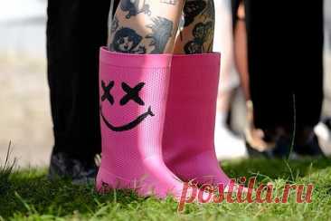 Россиянам назвали самую вредную осеннюю обувь