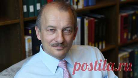 МВД разыскивает экс-замминистра финансов Алексашенко. Министерство внутренних дел России объявило в розыск бывшего заместитель министра финансов Сергея Алексашенко. Об этом сообщает РИА Новости со ссылкой на базу розыска МВД. &quot;Алексашенко Сергей Владимирович разыскивается по статье ...