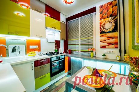 До и после: блестящее преображение кухни в «хрущевке» площадью всего 6 кв. метров