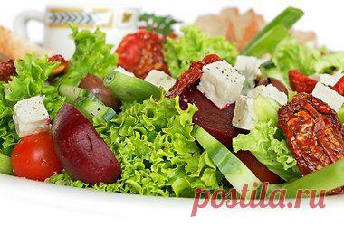 Весенние салаты: 3 оригинальных рецепта