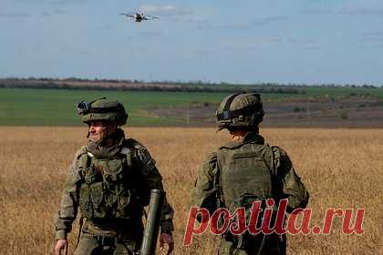 Власти Херсонской области заявили об артобстрелах при контрнаступлении ВСУ. Контрнаступление Вооруженных сил Украины (ВСУ) в Херсонской области пока идет только на уровне артобстрелов. Об этом заявил временно исполняющий обязанности вице-губернатора региона Кирилл Стремоусов. По его словам, украинские войска обстреливают линии обороны в районе Дудчан.