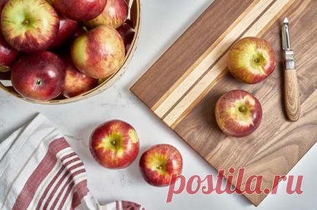 6 овощей и фруктов, которые теряют пользу вместе с кожурой - ПолонСил.ру - социальная сеть здоровья - Медиаплатформа МирТесен Эти плоды лучше употреблять в пищу вместе с кожицей, советуют диетологи. С кожурой фруктов и овощей есть одна небольшая загвоздка. С одной стороны, Роспотребнадзор то и дело рекомендует счищать с них кожуру (с покупных точно), чтобы избавиться от пестицидов. С другой стороны, в кожуре содержатся - 7 августа - 43657776048 - Медиаплатформа МирТесен