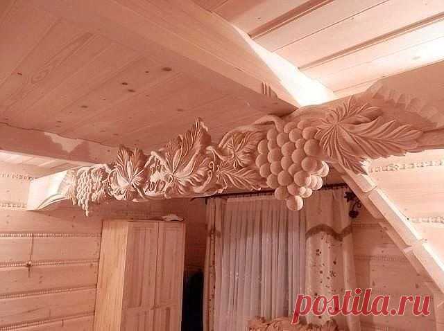 Как выглядит дом человека с золотыми руками 













