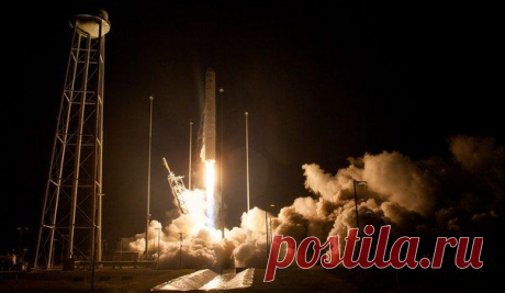 Агентство NASA опубликовало изображения прошлогоднего неудачного запуска ракеты-носителя Антарес в высоком разрешении. / Интересный космос