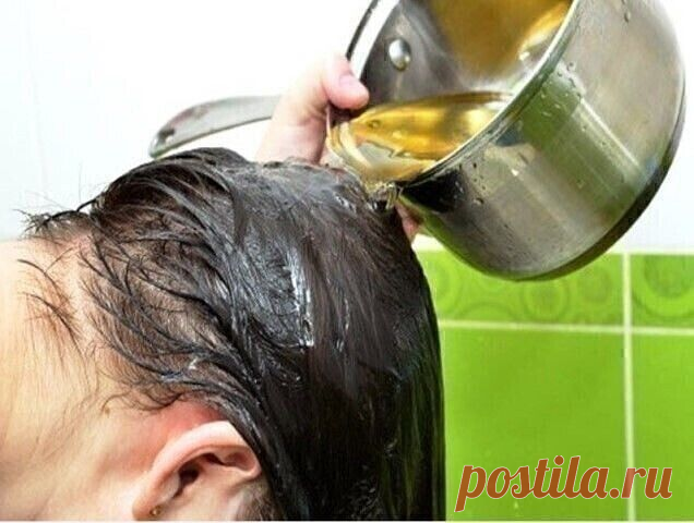 Вам кажется, что ваши волосы выпадают в огромном количестве, и такими темпами у вас будет некрасивая проплешина на макушке? Чтобы не допустить такого плачевного результата, необходимо немедленно принимать меры и остановить обильное выпадение волос. Есть прекрасное средство, состоящее всего из двух ингредиентов, простых и доступных буквально каждому, которое может помочь тебе справиться с этой проблемой.
Для этого тебе понадобится:
 3 ст. л. соцветий ромашки
 3 ст. л. измел...