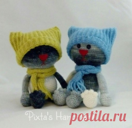 Вязаные котики.
Автор Людмила Першина.
#вяжем_игрушки@igryshkisvoimirykami