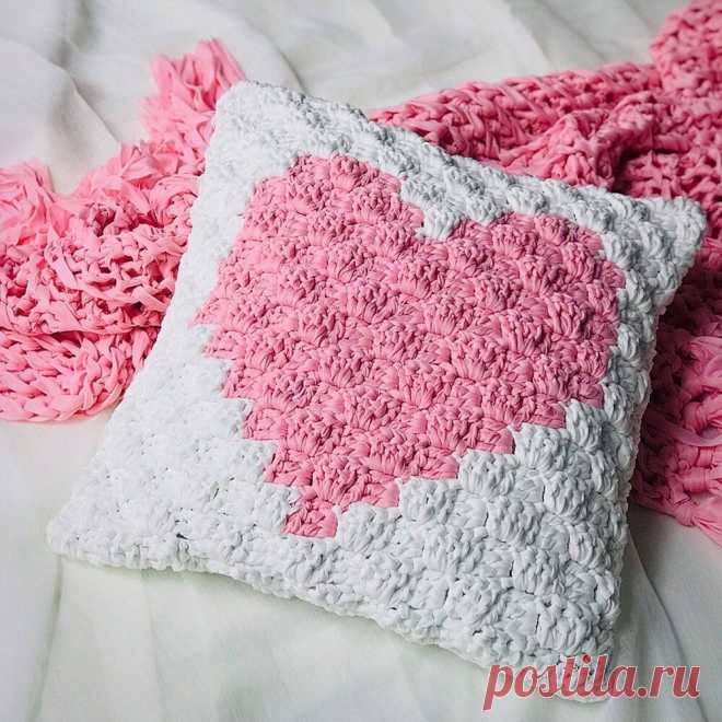 5 интересных подушек для украшения интерьера. Схемы крючком | Paradosik_Handmade Пульс Mail.ru Как связать подушку крючком. 5 идей для украшения интерьера. Схемы прилагаются.