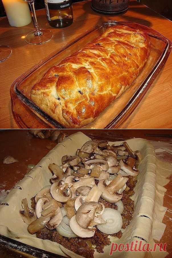 Быстрый мясной пирог с грибами.