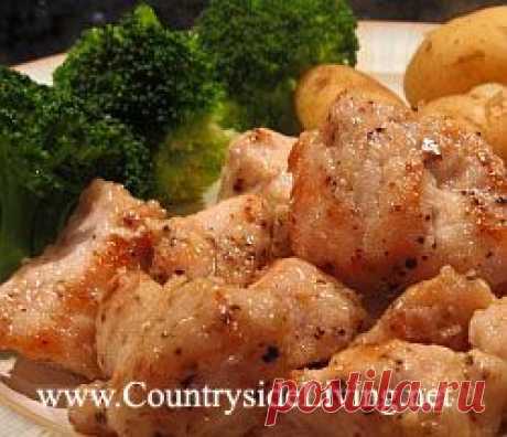 Куриная грудка  жареная в кукурузной муке. .https://countrysideliving.net/c.