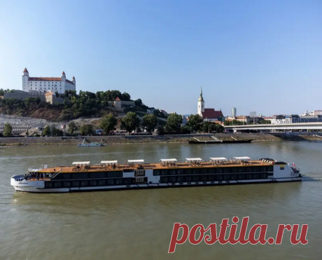 И вот впервые за много лет, со 2 по 9 января, из Вены в Будапешт и обратно , отправляется в круиз теплоход «Albertina» с российскими пассажирами на борту.

Путь пройдёт по трём удивительным странам - Венгрии, Австрии и Словакии.