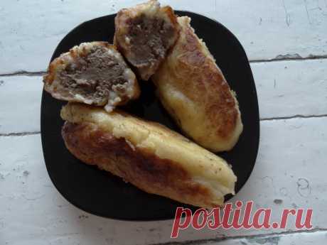 Рецепт вкуснющих пирожков: тесто – картошка, начинка – печёнка - Пир во время езды В картофельном тесте масса преимуществ! Изделия из него очень ароматные, тесто после приготовления пышное. А еще, из него можно сделать любые фигуры! Но есть один небольшой недостаток. И то, он на любителя… Например, я не люблю жирную пищу. К этому приучила и всю мою семью. А картофельное тесто при жарке вбирает много масла (и вообще, …