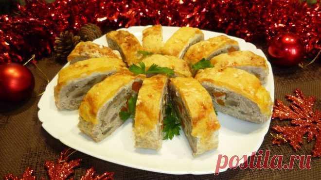 Новогодний мясной рулет с грибами и сыром - Простые рецепты Овкусе.ру