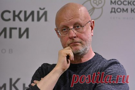 Гоблин оценил перспективу дать интервью Дудю. Российский блогер и переводчик Дмитрий Пучков, известный под псевдонимом Гоблин, высказался о перспективе дать интервью журналисту и блогеру Юрию Дудю (внесен Минюстом в реестр иноагентов). Перед этим телеведущий Оскар Кучера прокомментировал свое интервью Дудю и назвал темы, на которые в нем планировалось говорить.