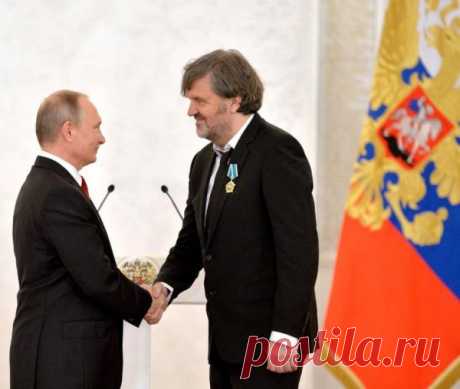 Эмир Кустурица написал письмо Владимиру Путину: «Благодаря народу России мы все свободны»