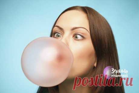 Как избавиться от пузыря завышенных ожиданий и избежать разочарований и обид.
Вот, например такая ситуация. Девушка видит уведомление, которое пришло ей из соцсети, о том, что какой-то молодой человек лайкает её фото. Она заходит на его страницу и видит симпатичного парня, многие интересы с ним совпадают, да и живет он в её городе. И вот она начинает воображать: что он ей сейчас напишет, потом всё перерастёт […]
Читай пост далее на сайте. Жми ⏫ссылку выше