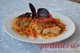 Рецепт: Рыба, запеченная в духовке с овощами, под соусом на RussianFood.com