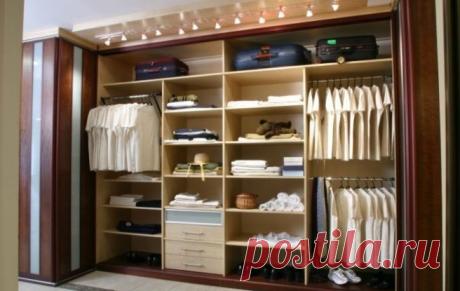 Как устранить неприятный запах в шкафу?