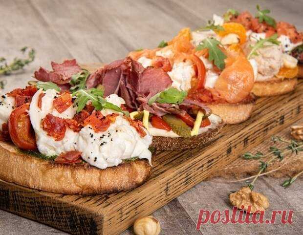 Брускетты для настоящих гурманов: 16 вкусных идей - Будет вкусно - Медиаплатформа МирТесен Брускетта — это не просто закуска, а целая палитра вкусов, способная удовлетворить любого гурмана. Эти простые, но невероятно вкусные блюда идеально подходят для легкого ужина или закуски к вину. Давайте откроем для себя удивительные рецепты брускетт, которые легко приготовить дома и впечатлить - 17 мая - 43352801726 - Медиаплатформа МирТесен